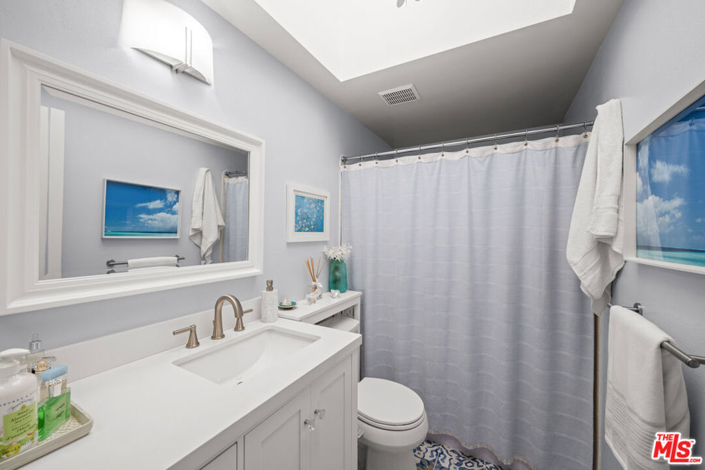 4835 E Anaheim Street 307