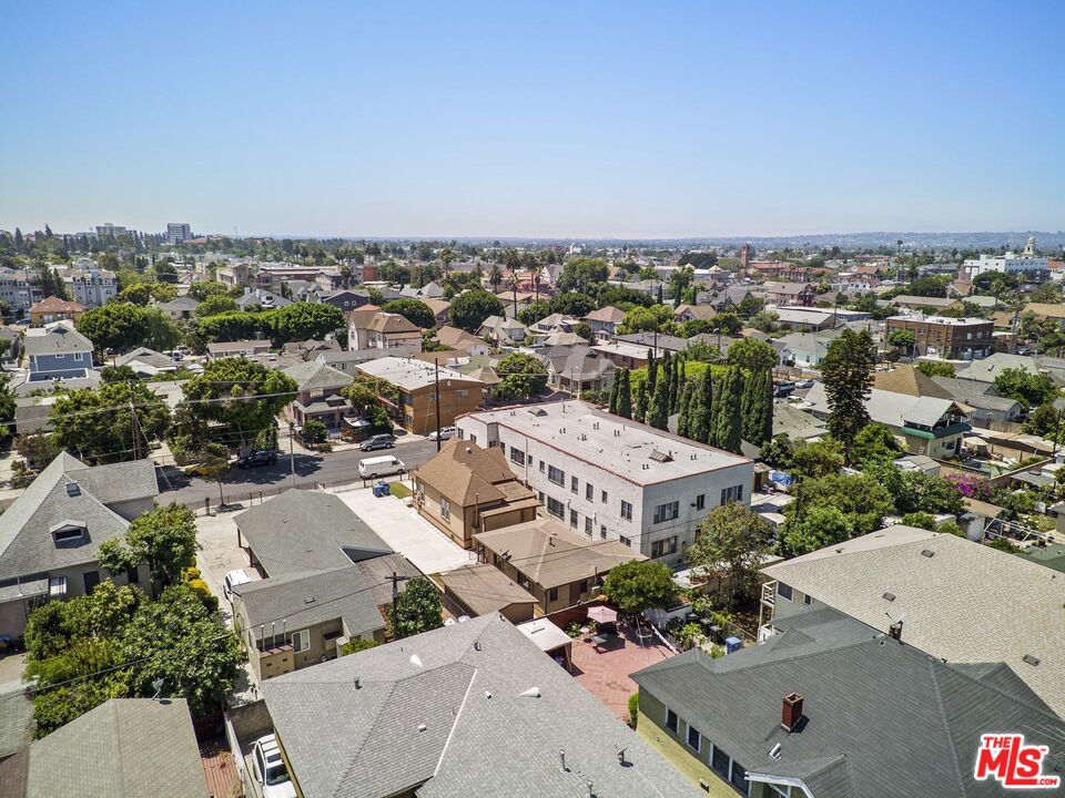 1237 W 24th Street
