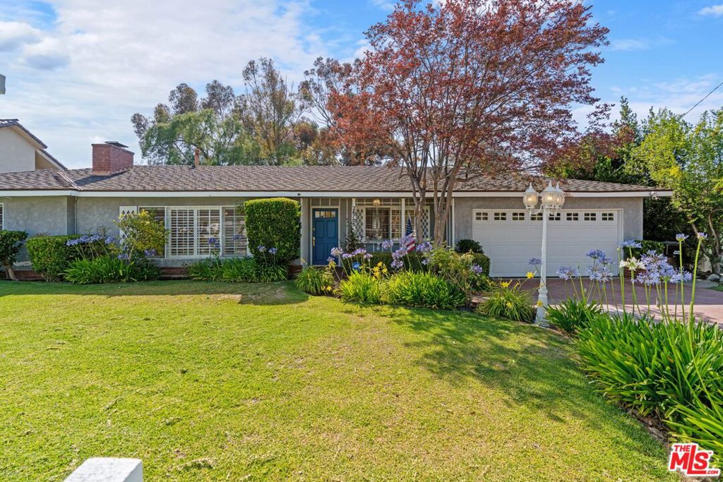 26705 WESTVALE Road