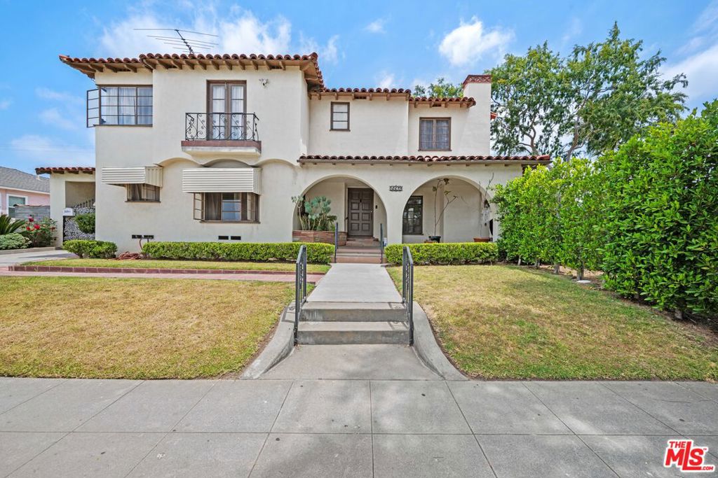 5529 Via Corona Street