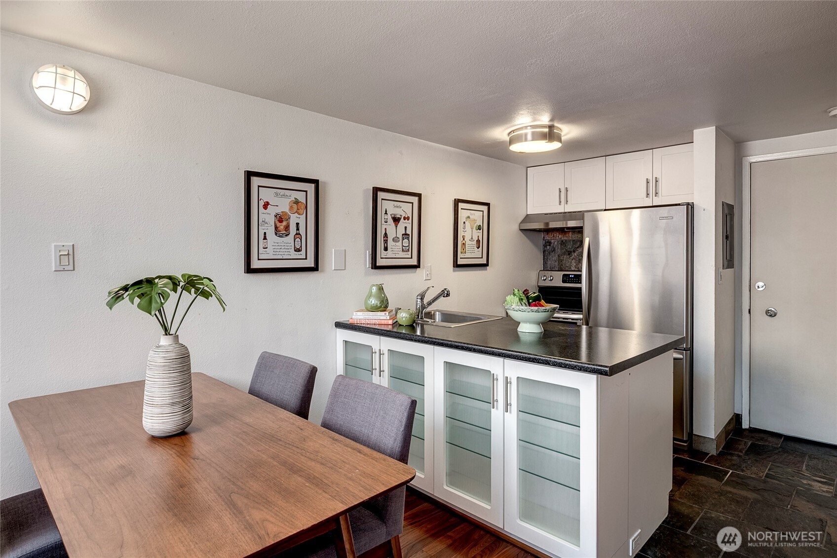 1000 Union Street Unit: 202