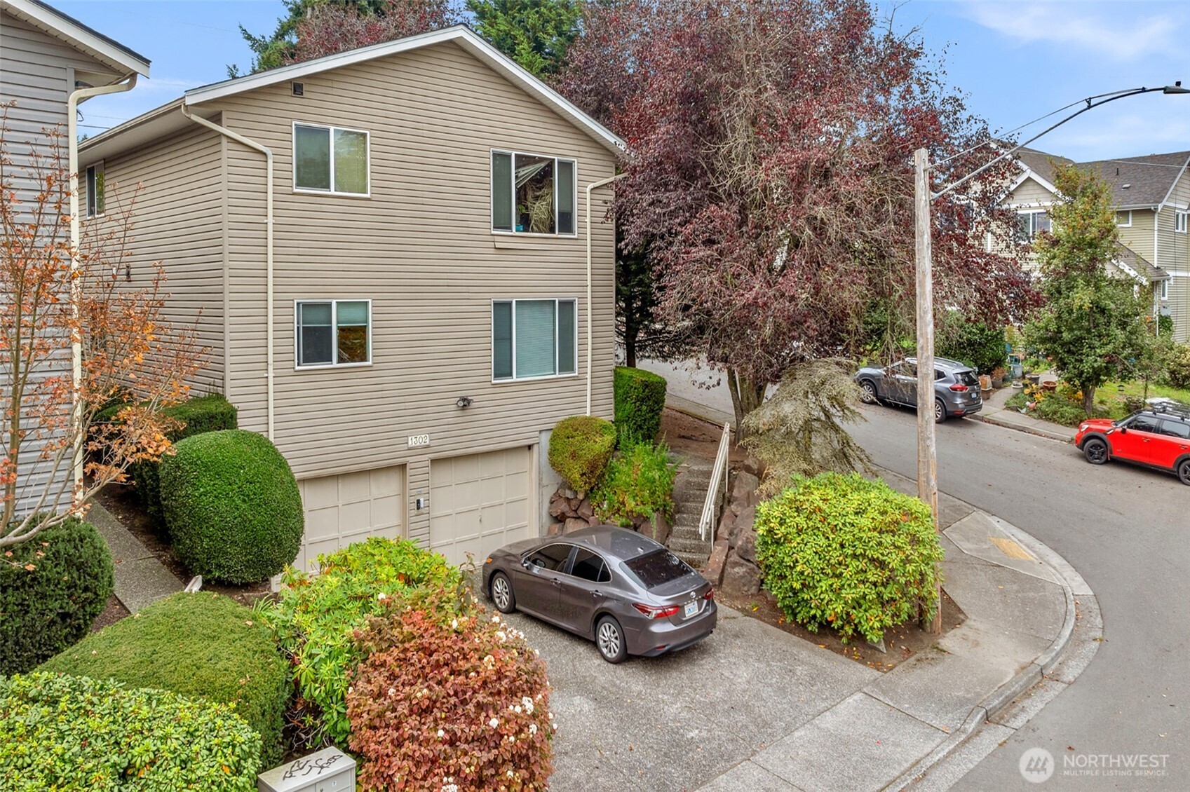 1302 Chestnut Street Unit: 2