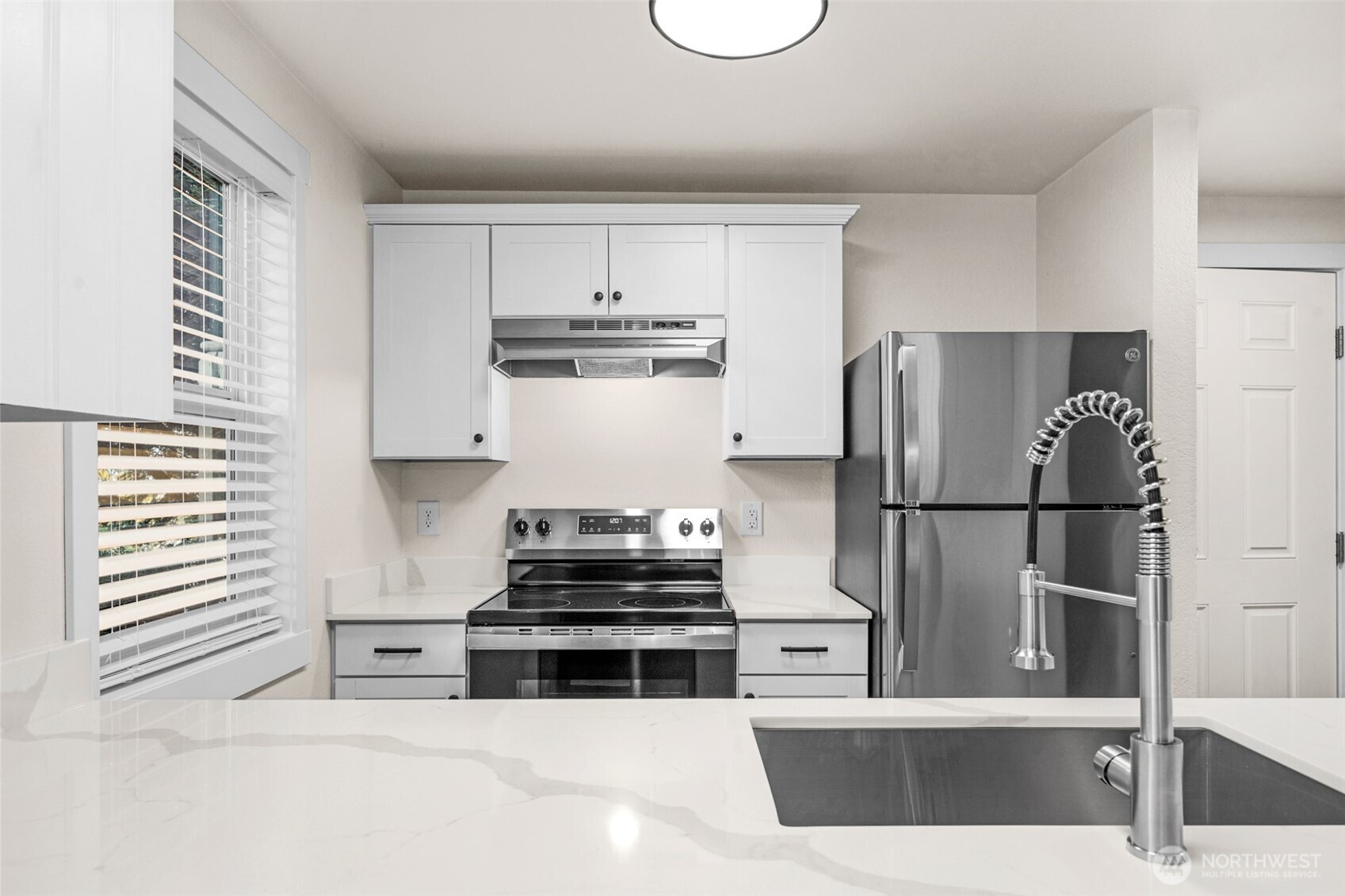 1302 Chestnut Street Unit: 2