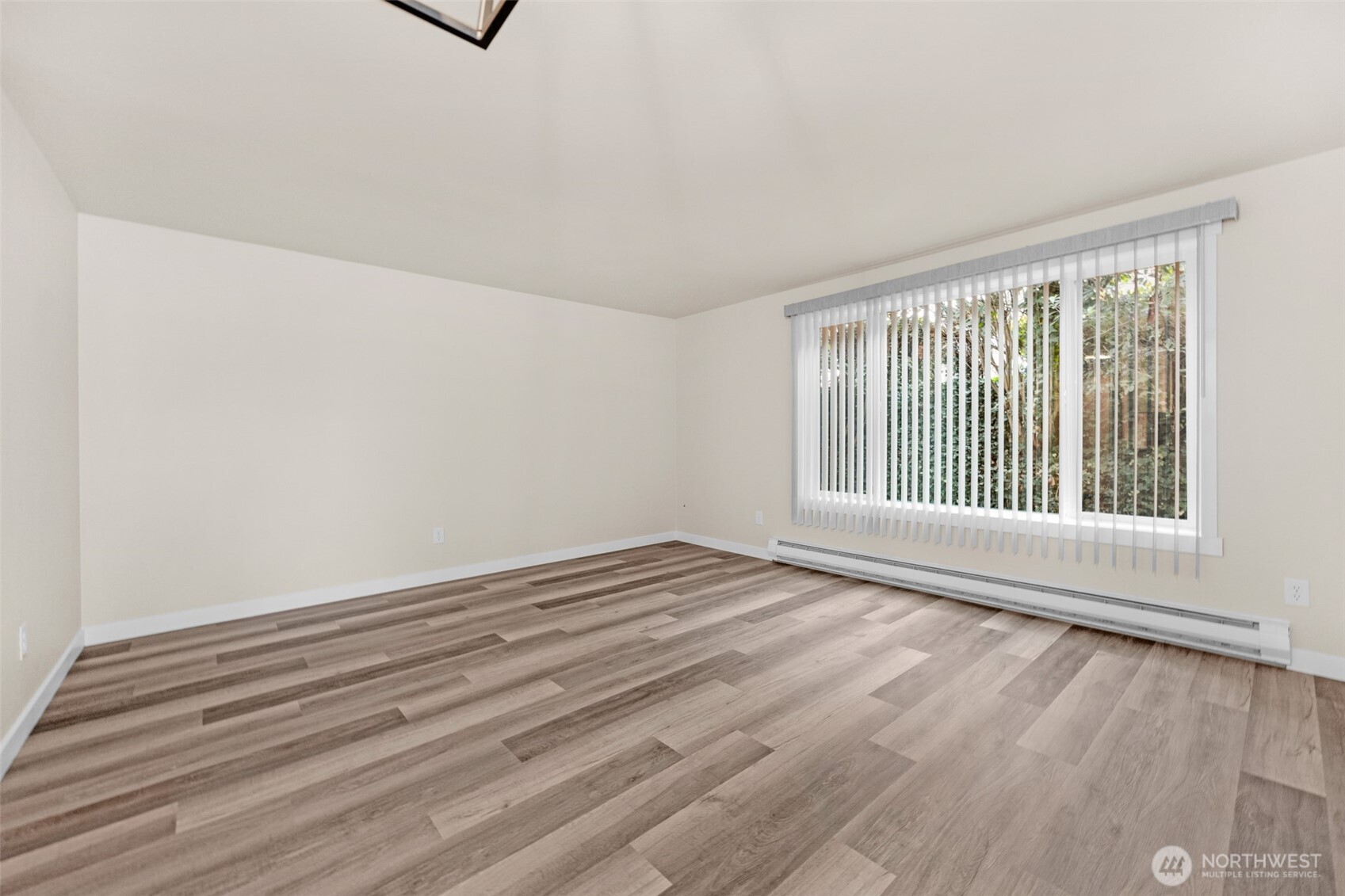 1302 Chestnut Street Unit: 2