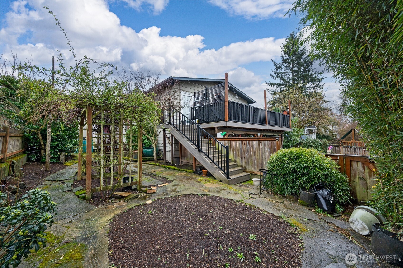6539 40th Avenue NE