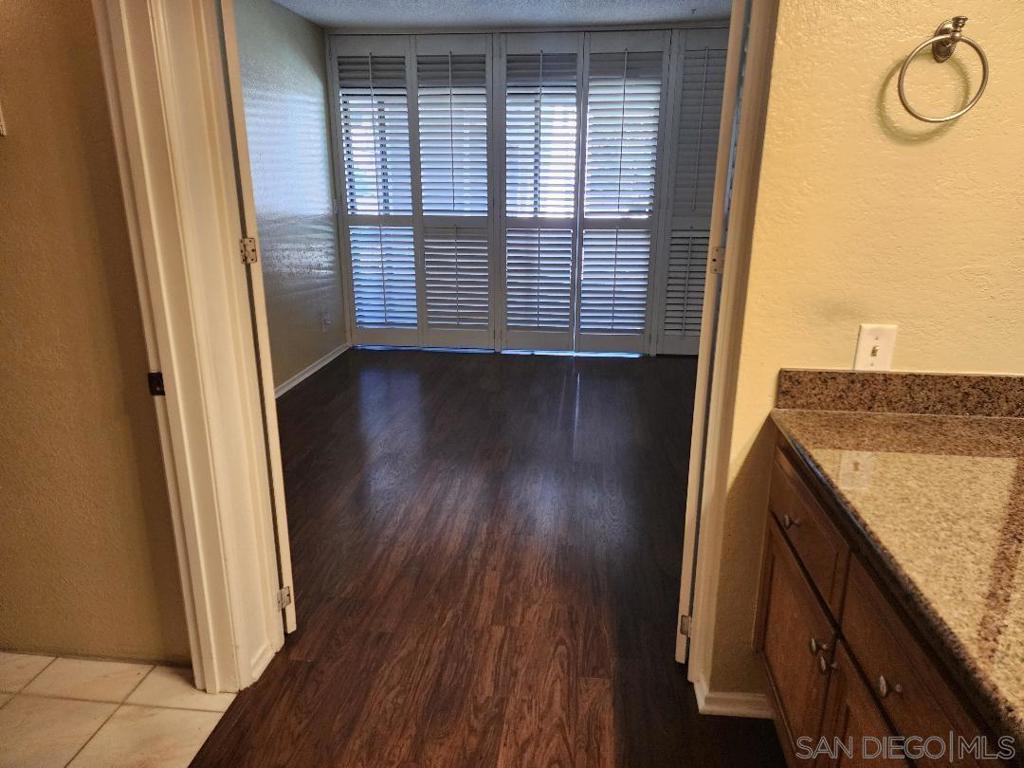 5705 Friars Rd 22