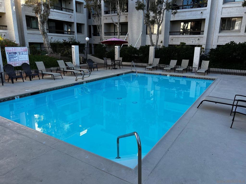 5705 Friars Rd 22