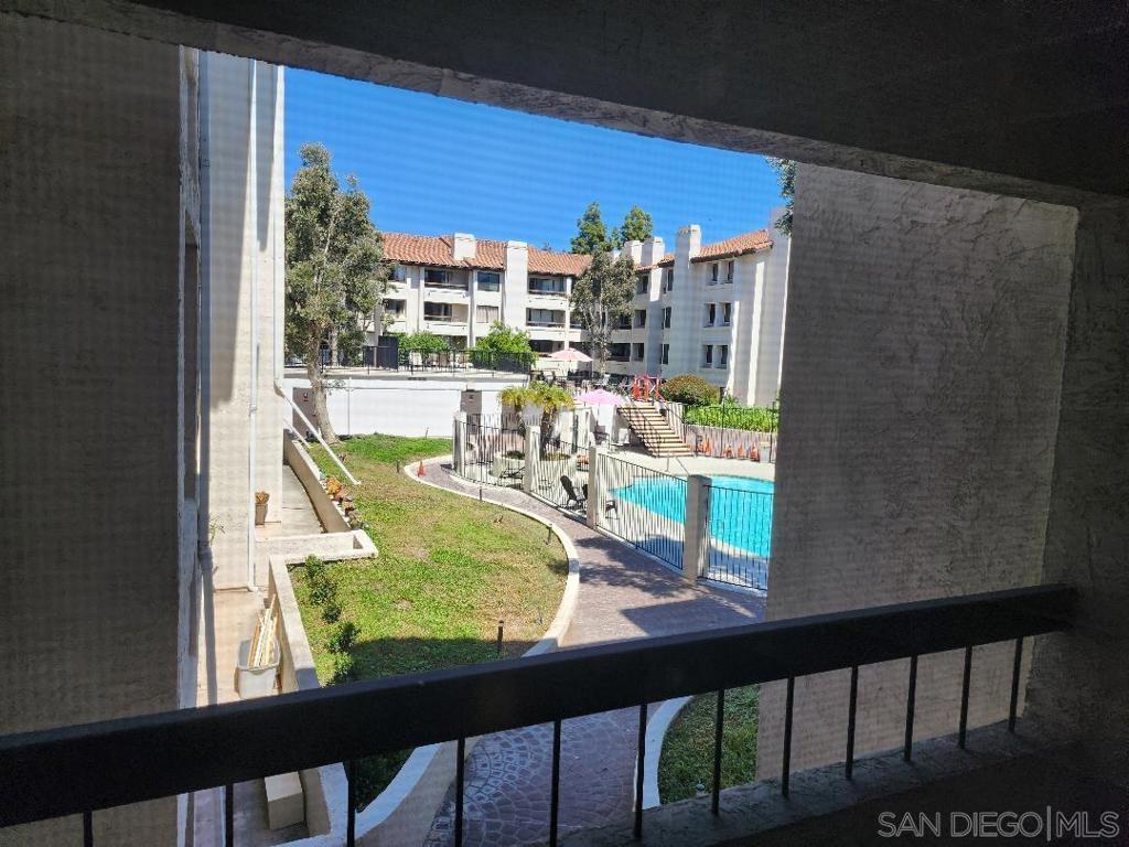 5705 Friars Rd 22