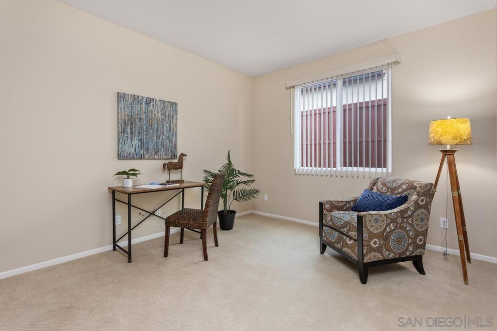 1083 Vista Pointe Blvd