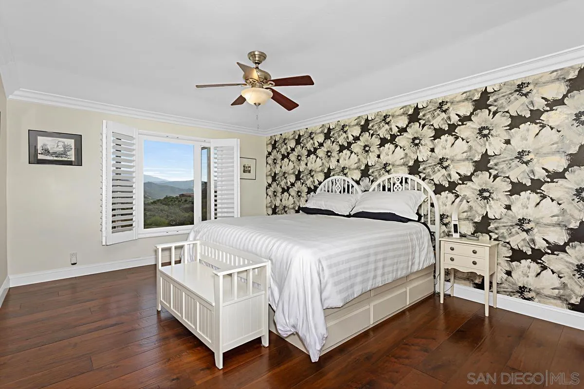 1188 Sierra Bonita