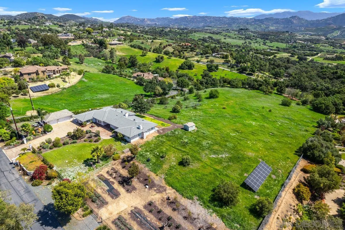 1188 Sierra Bonita