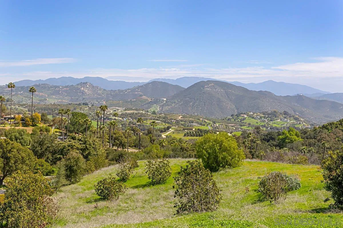 1188 Sierra Bonita