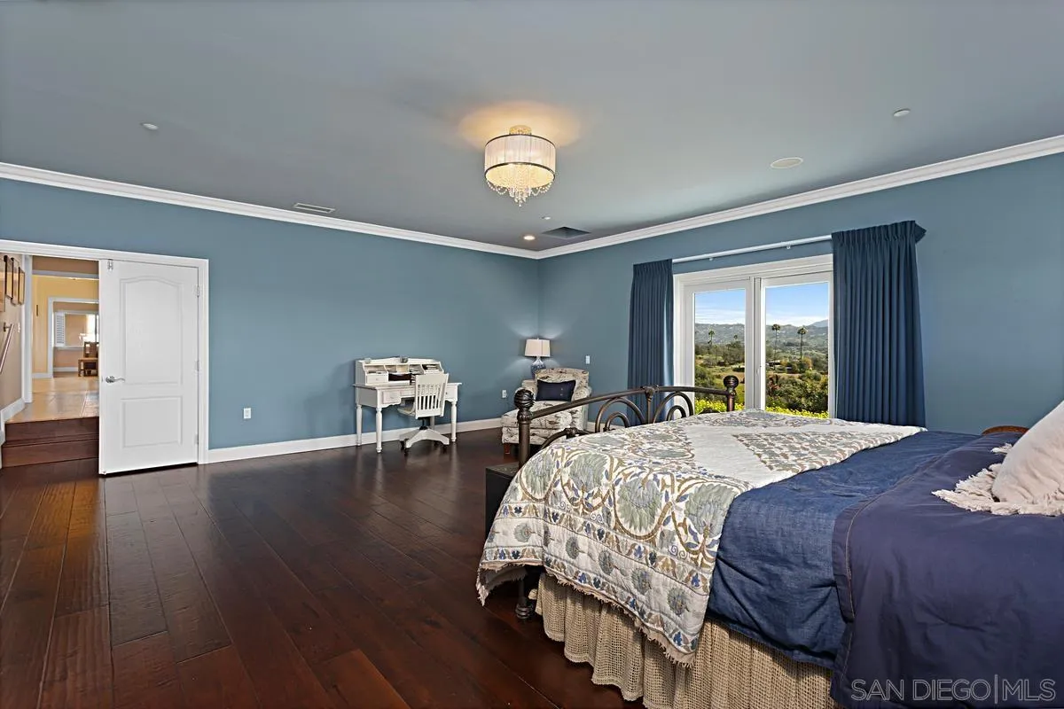 1188 Sierra Bonita