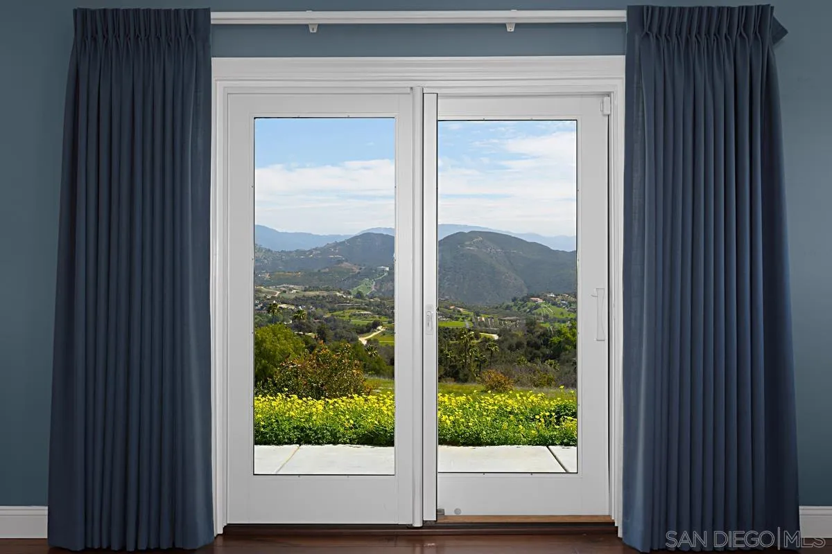 1188 Sierra Bonita