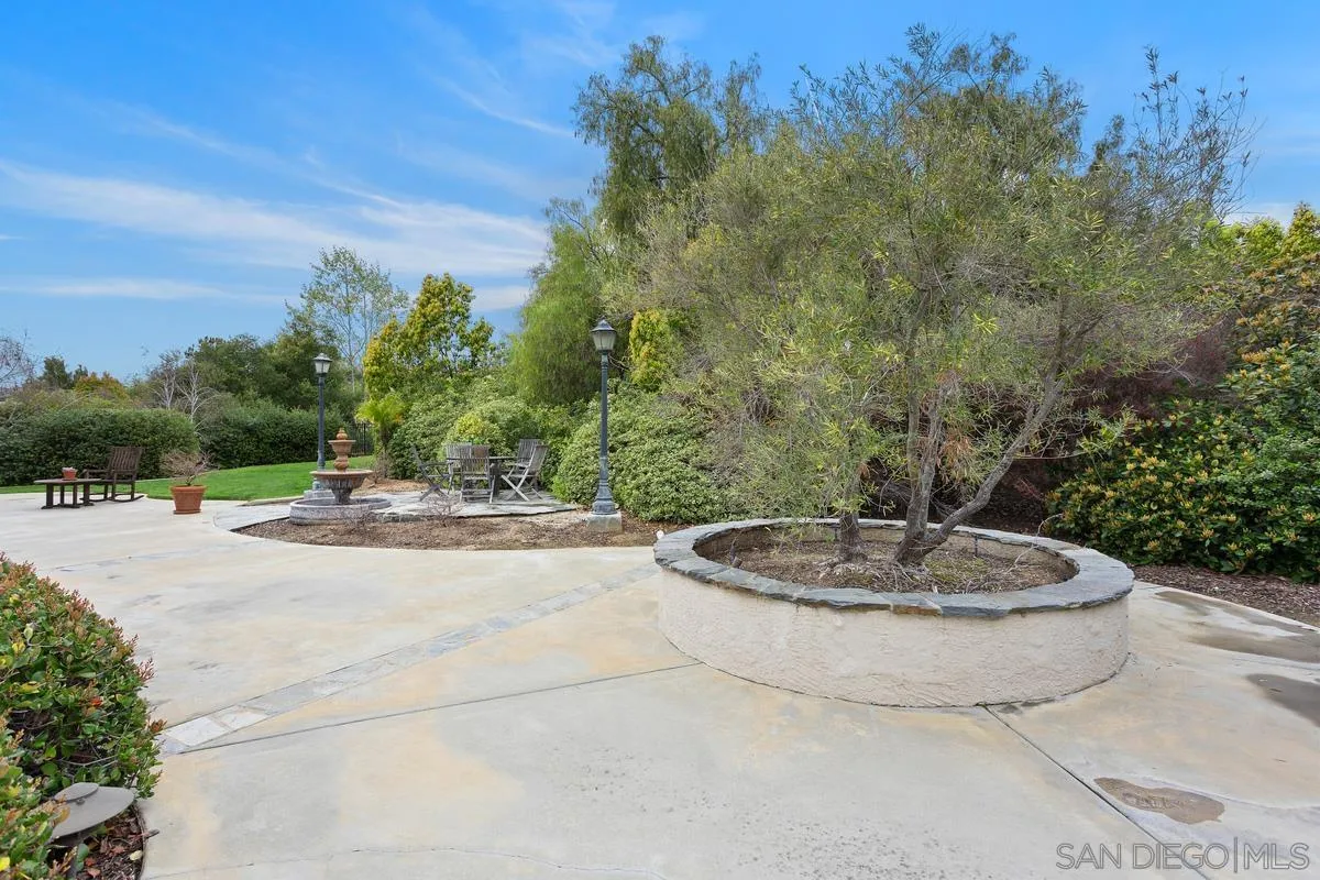 3146 Larkwood Ct
