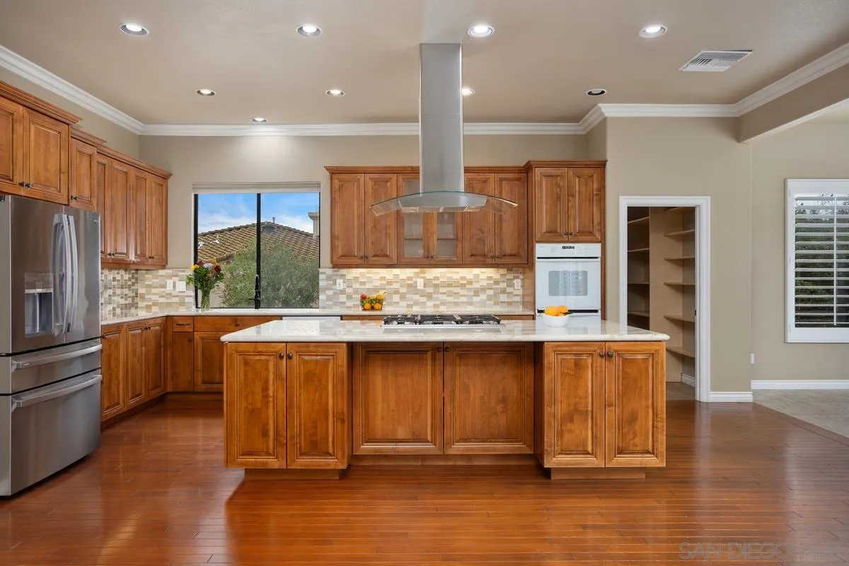 3146 Larkwood Ct