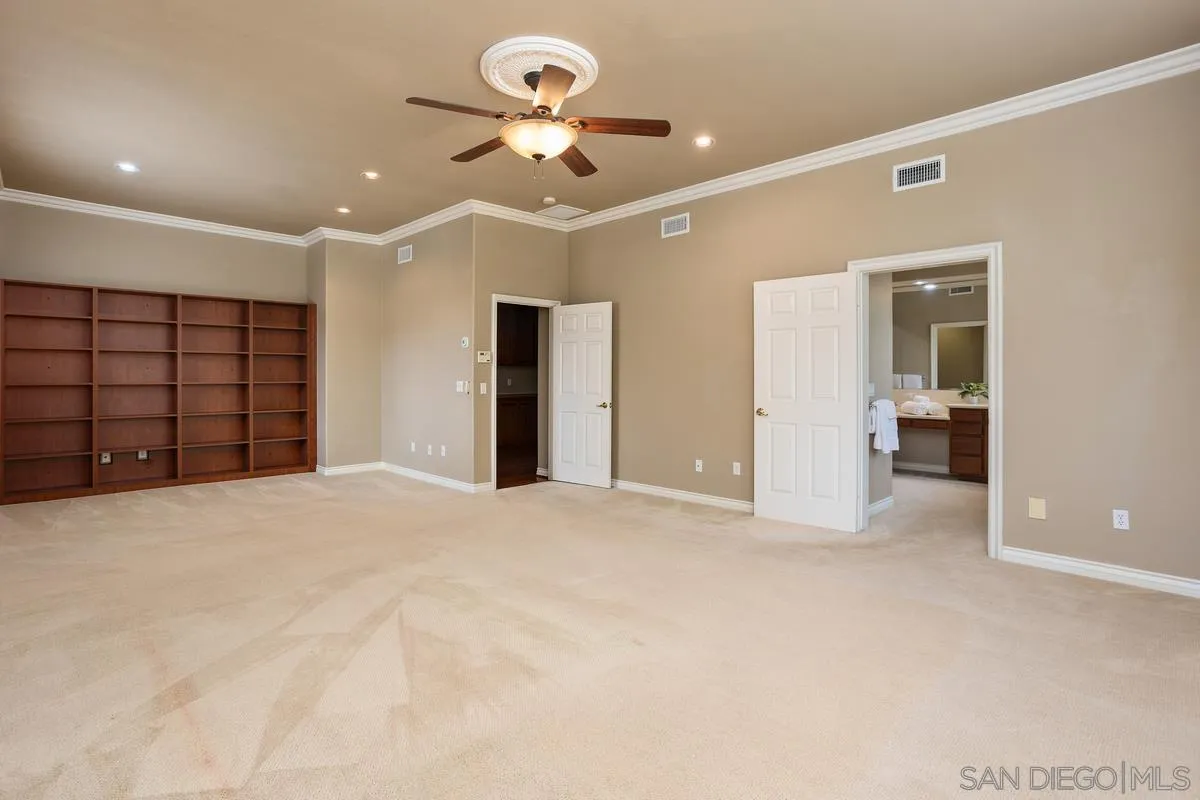 3146 Larkwood Ct