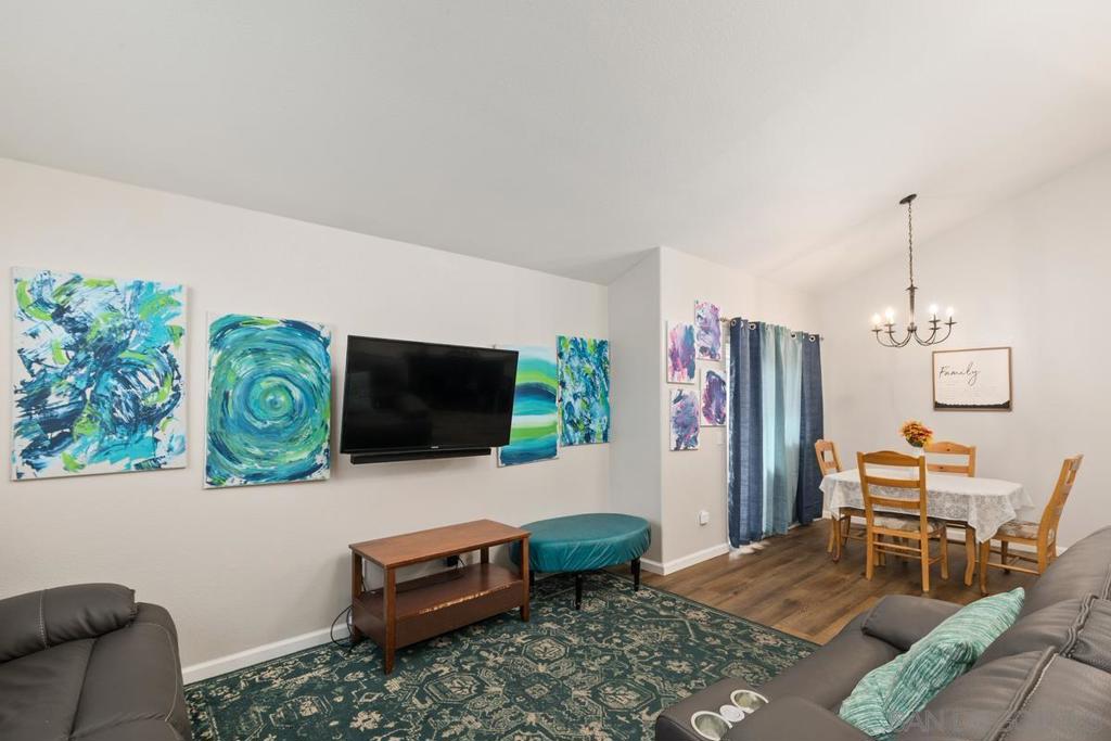 41459 Avenida De La Reina