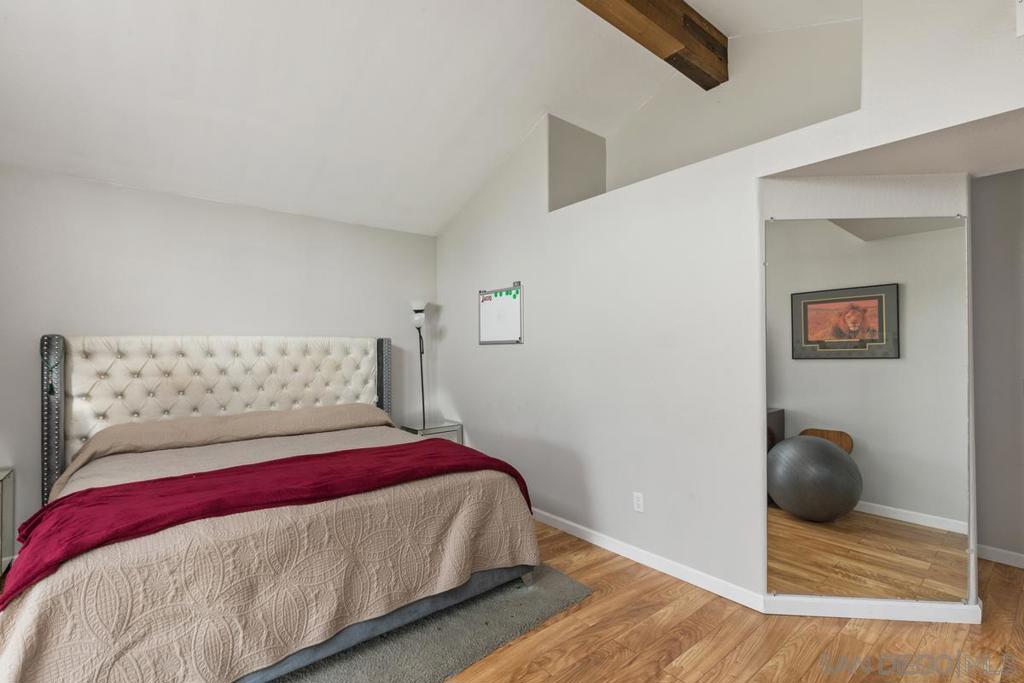 41459 Avenida De La Reina