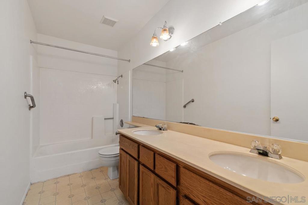 4876 Glenhaven Dr