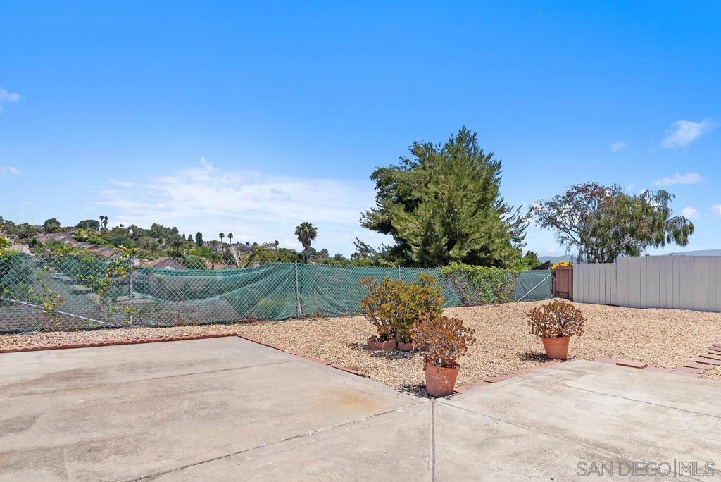 4876 Glenhaven Dr