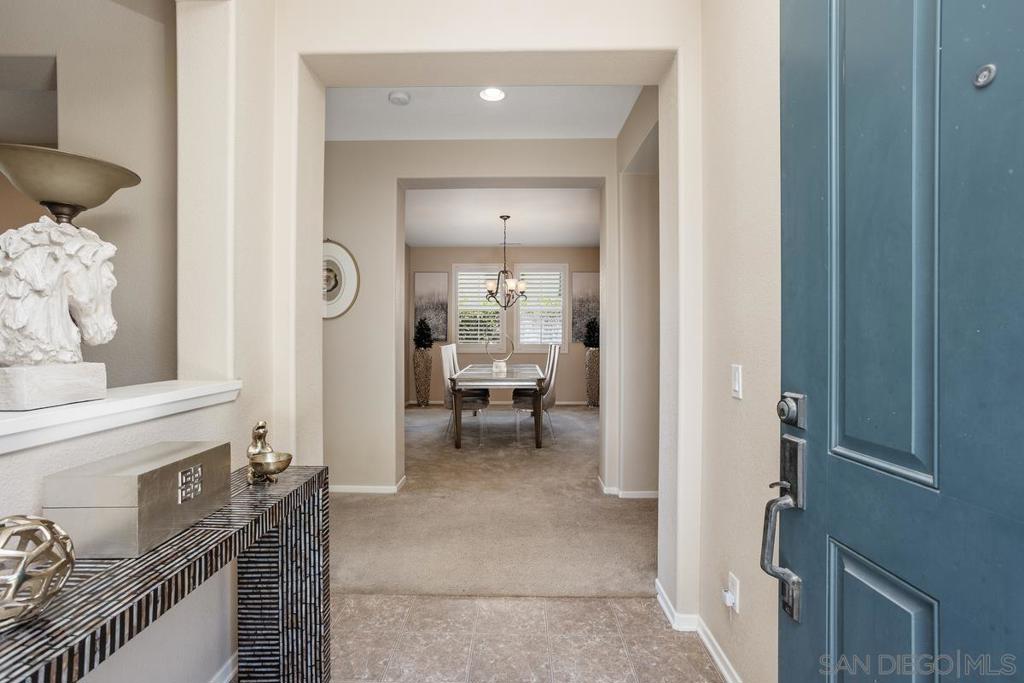 1079 Vista Pointe Blvd