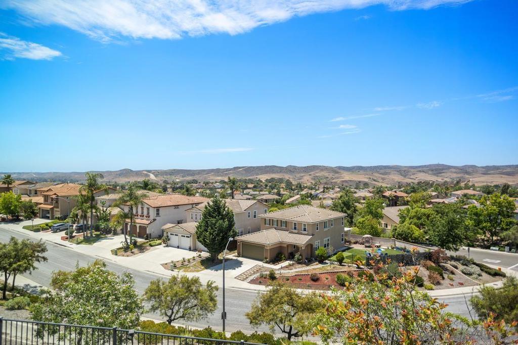 1079 Vista Pointe Blvd