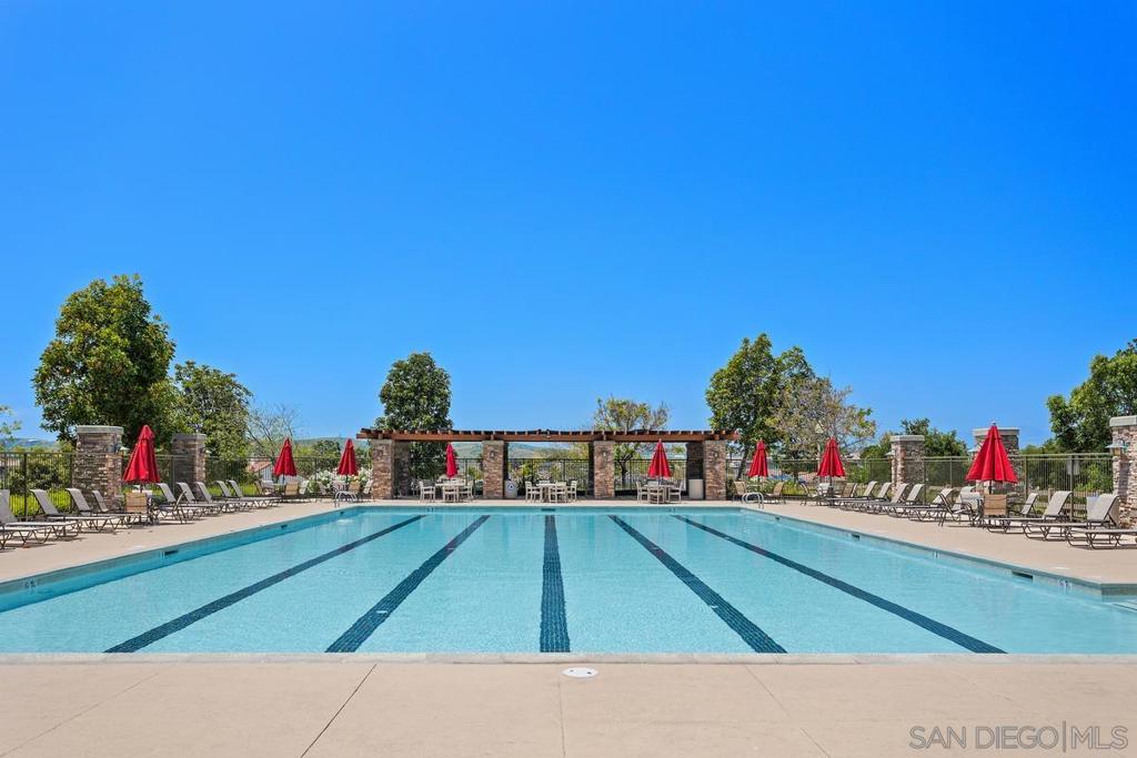 1079 Vista Pointe Blvd