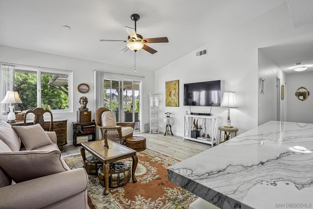 5241 Alamosa Park Dr