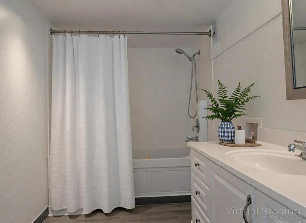 3760 Vista Campana S 48