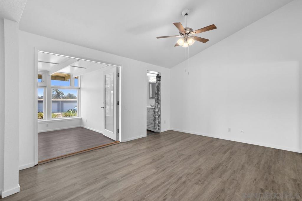 3760 Vista Campana S 48