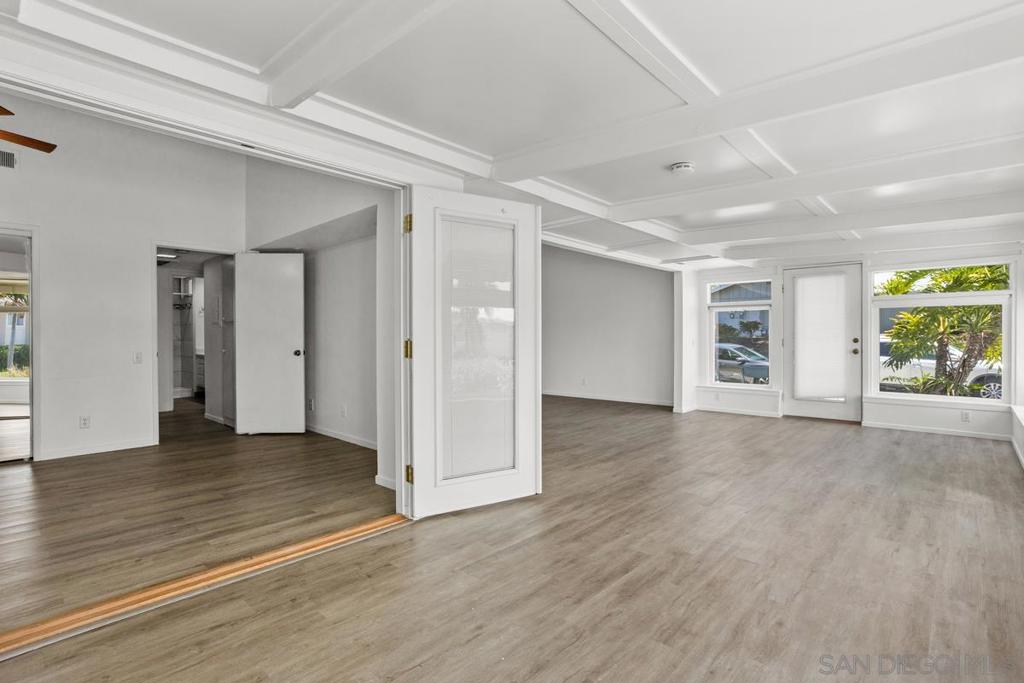 3760 Vista Campana S 48