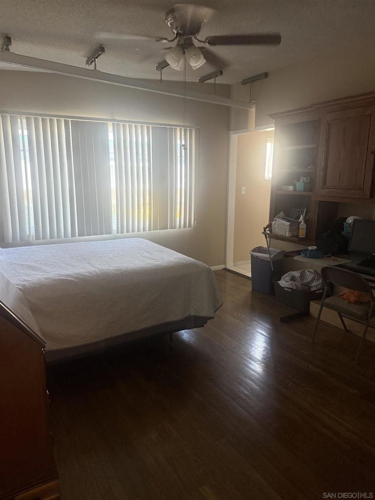 682 Valley Village Dr