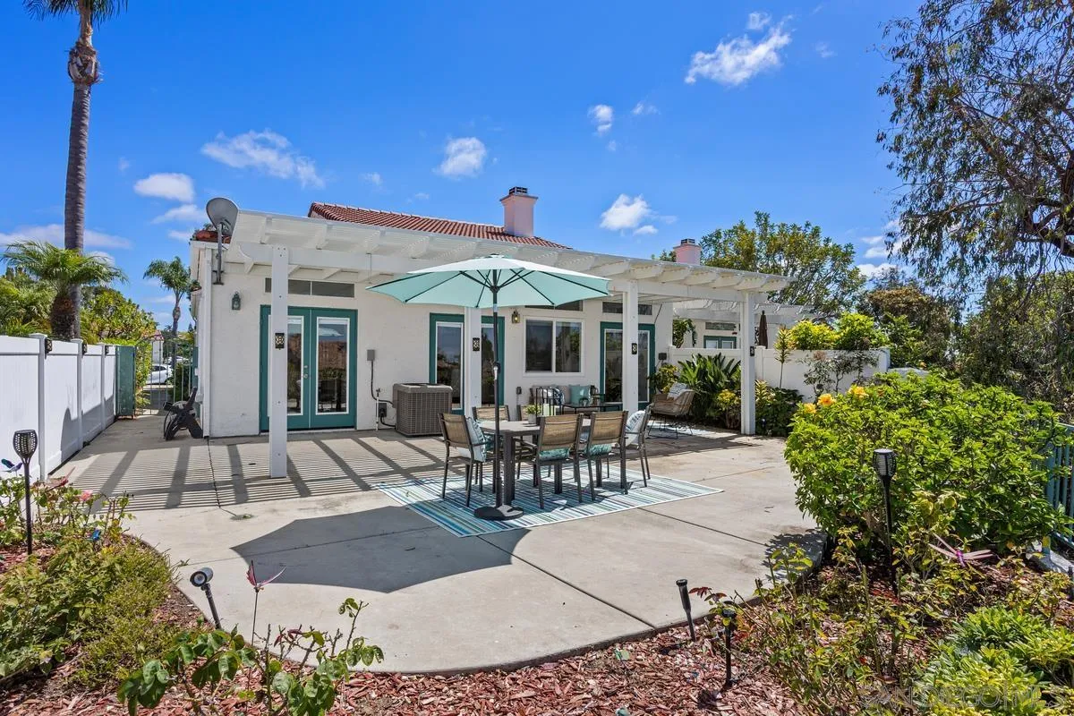 3328 Malta Way