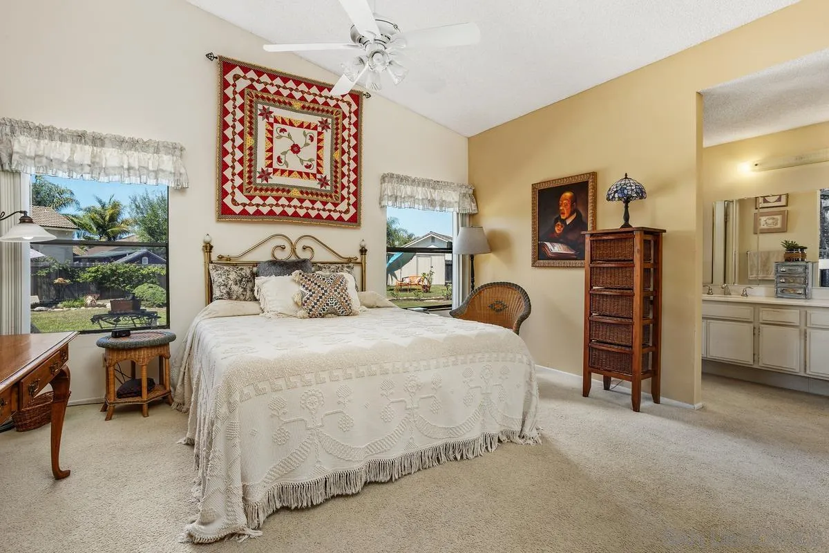 4466 Saint Andrews Pl