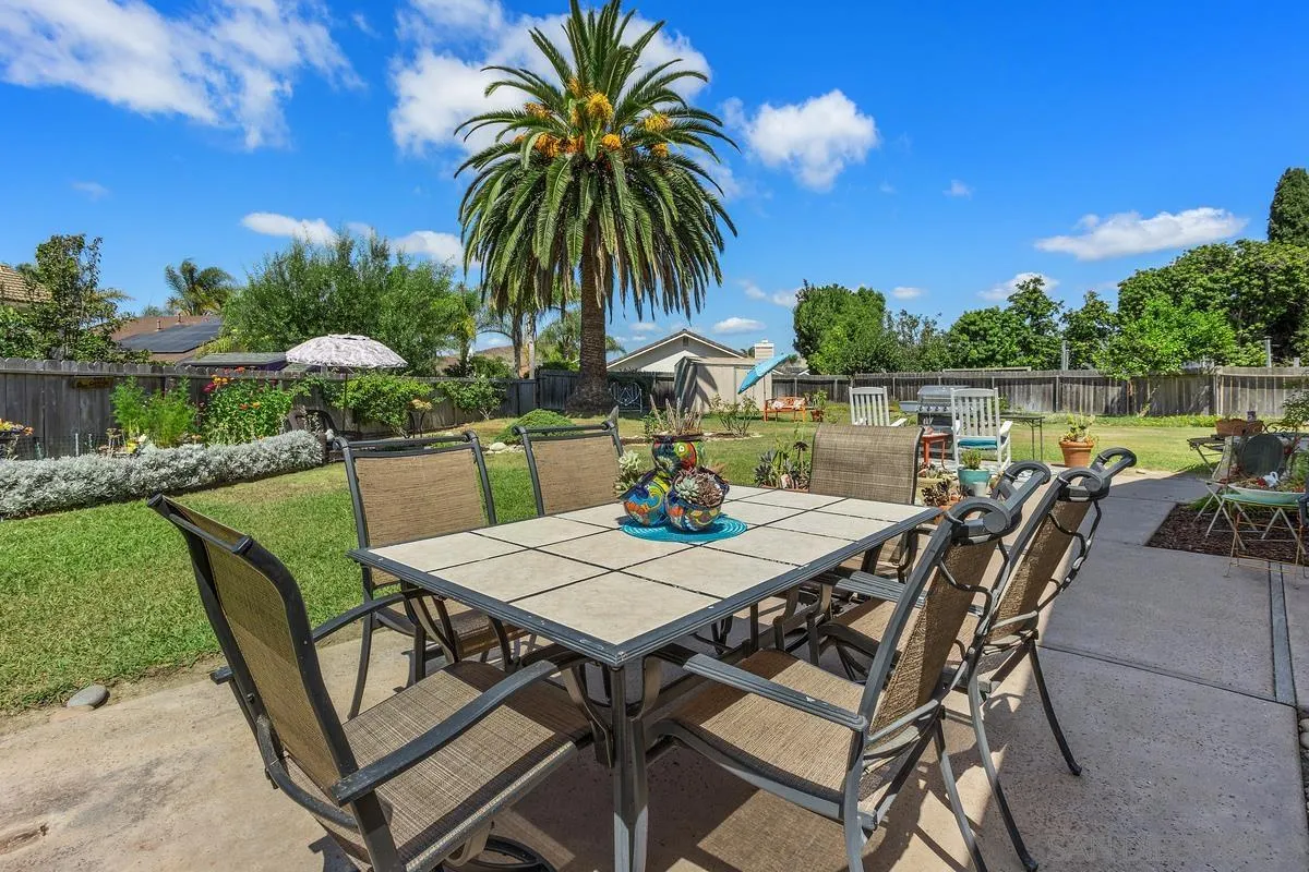 4466 Saint Andrews Pl