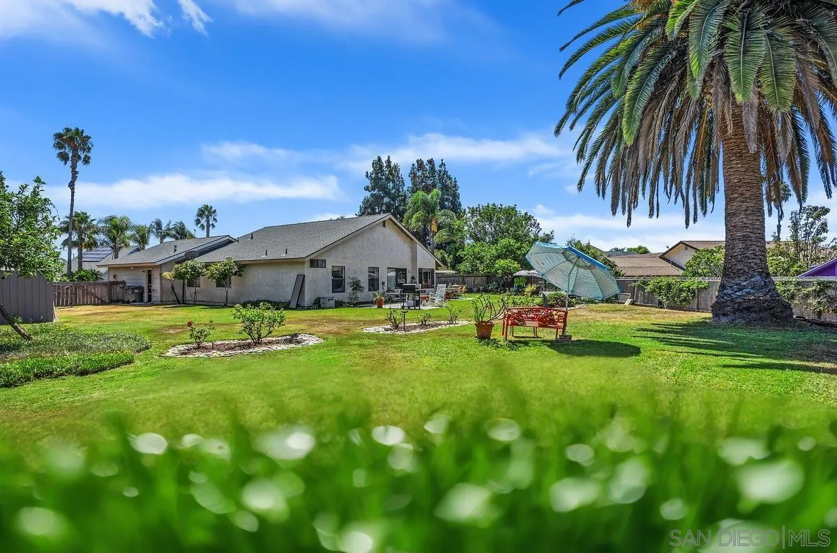 4466 Saint Andrews Pl