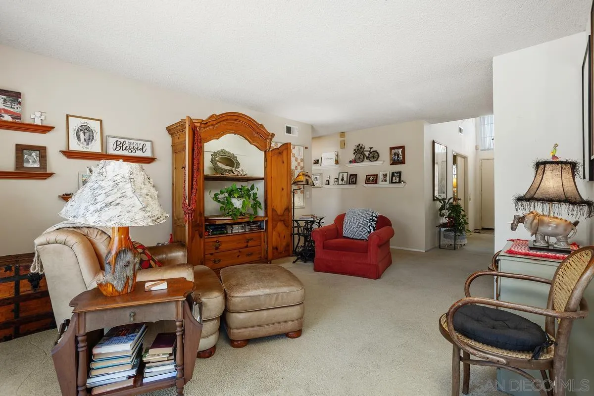 4466 Saint Andrews Pl