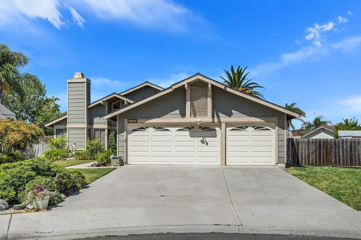 4466 Saint Andrews Pl