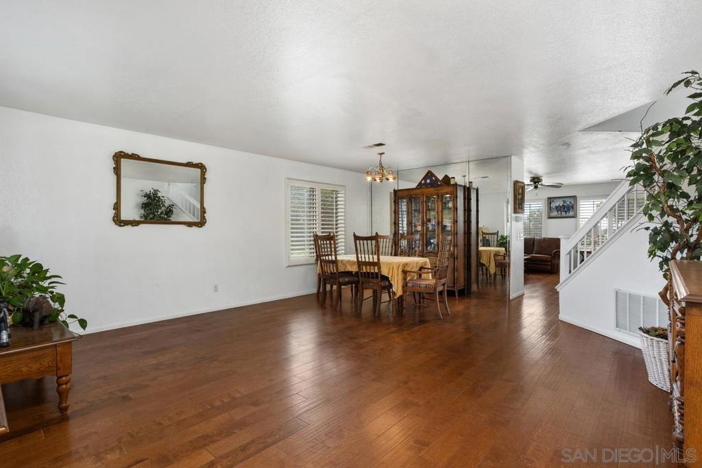 408 Shadow Tree Dr