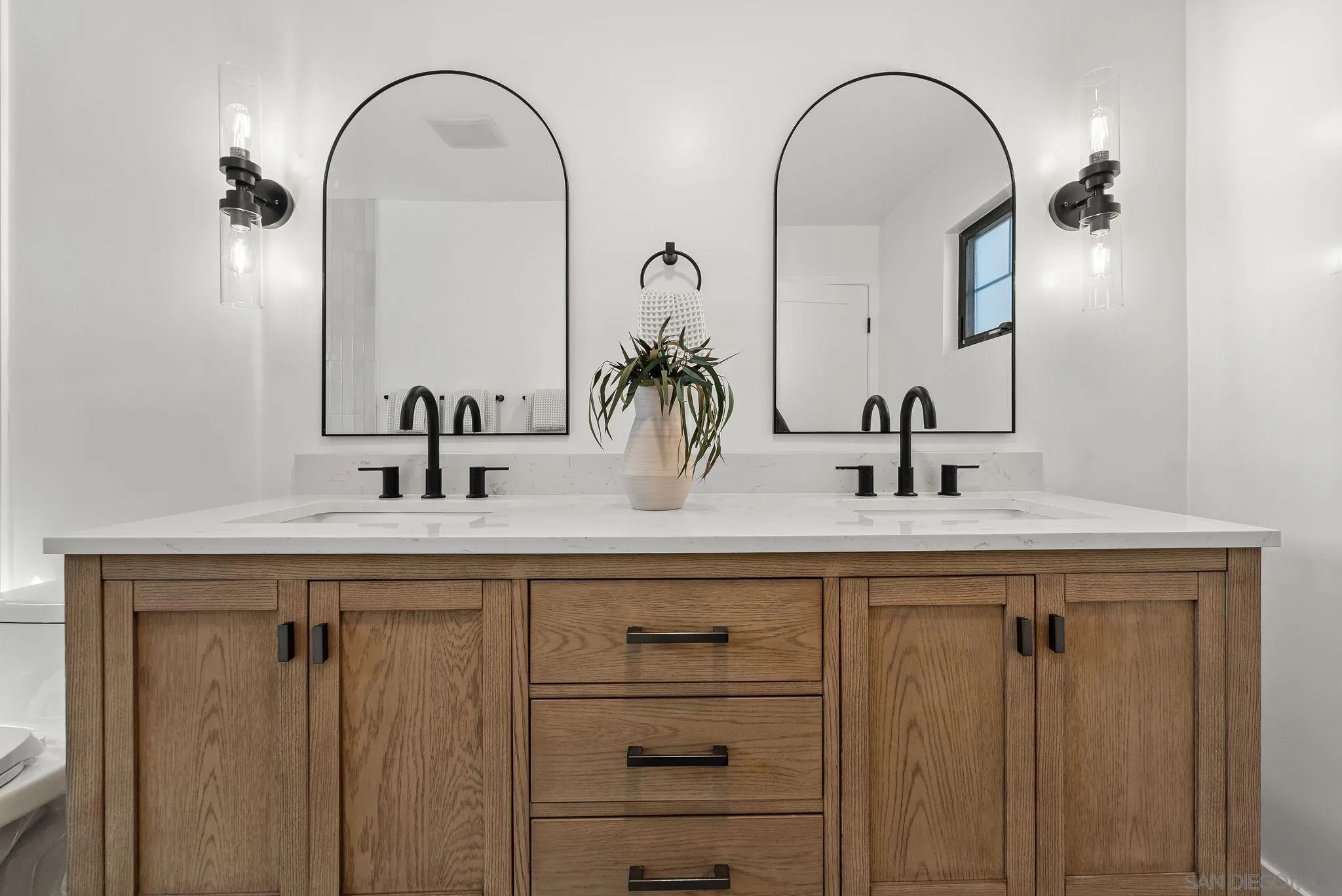 3678 Richmond St, San Diego