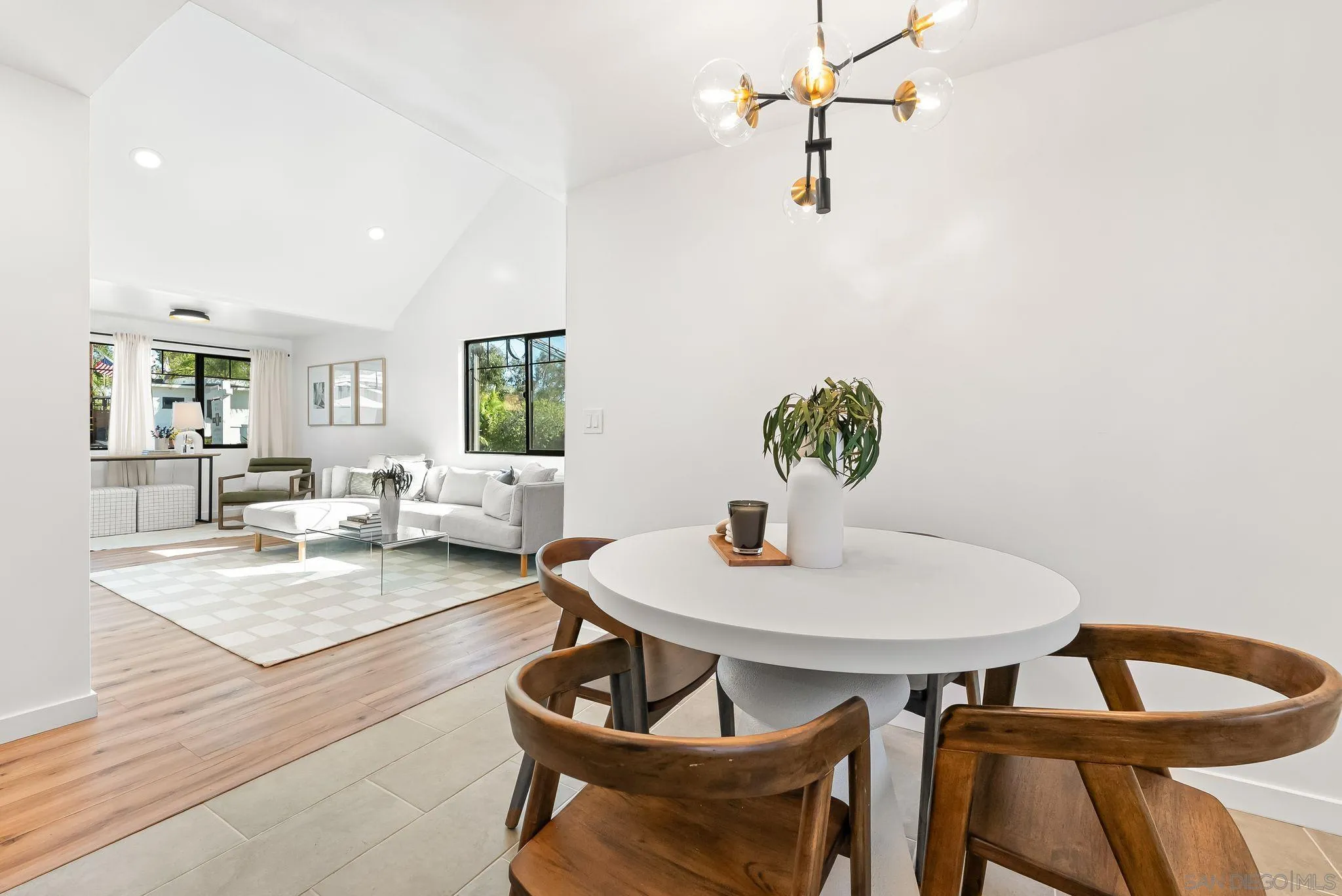 3678 Richmond St, San Diego