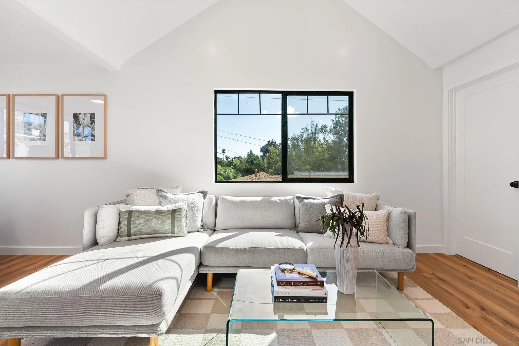 3678 Richmond St, San Diego