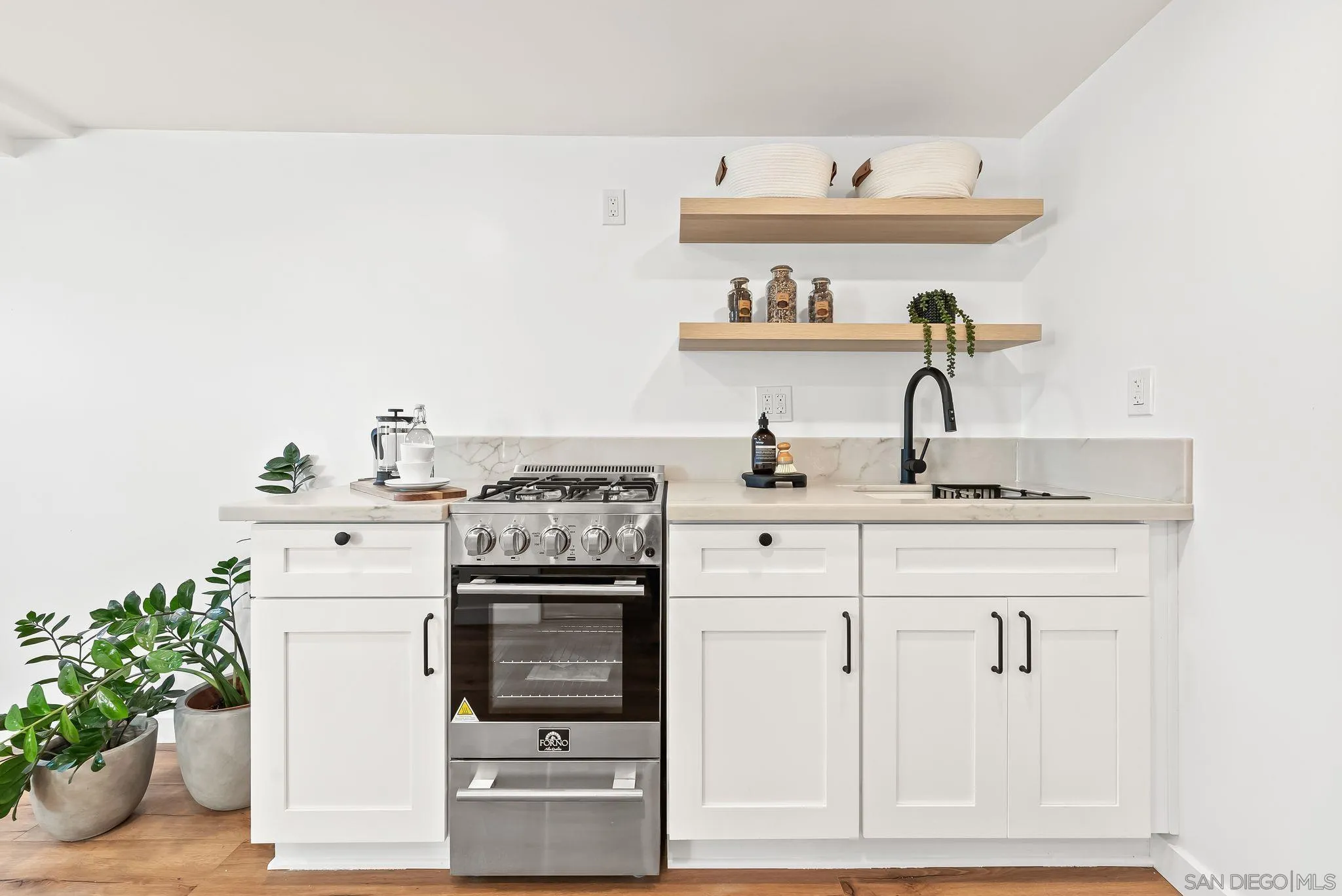 3678 Richmond St, San Diego