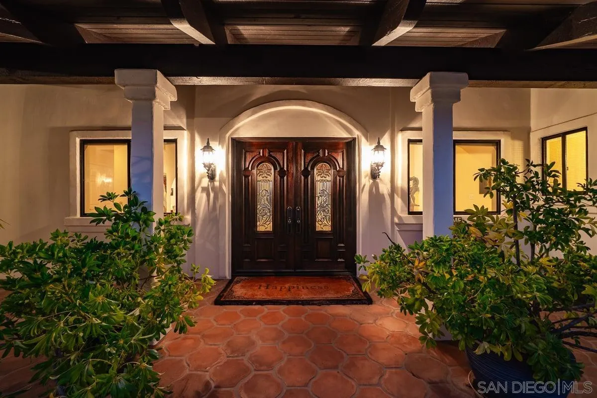 11 Country Glen Rd, Fallbrook