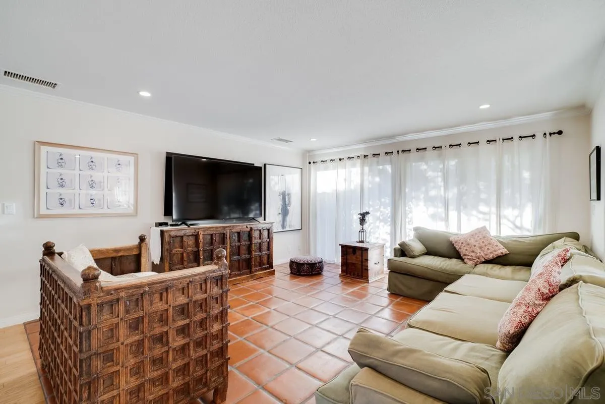 11 Country Glen Rd, Fallbrook