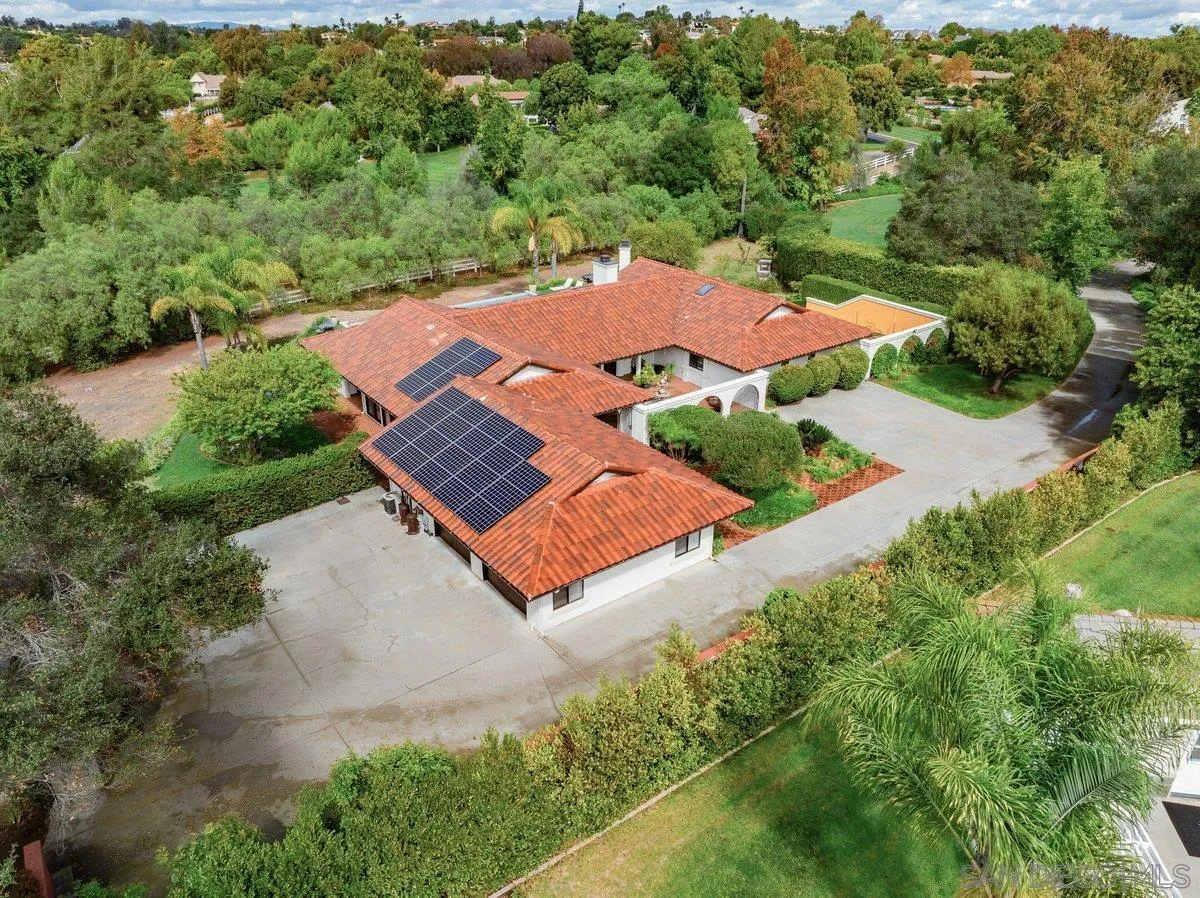 11 Country Glen Rd, Fallbrook