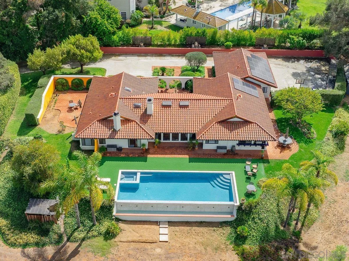 11 Country Glen Rd, Fallbrook