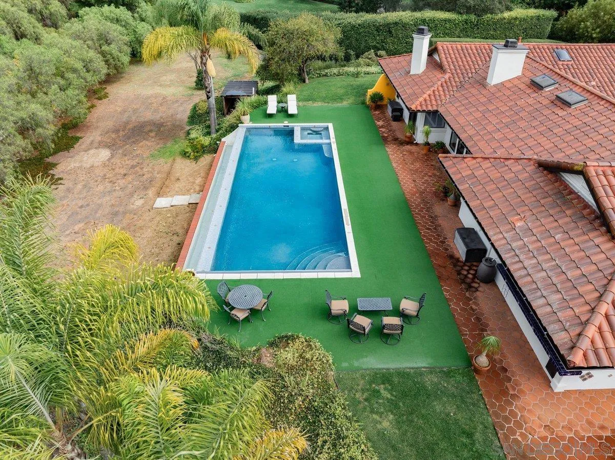 11 Country Glen Rd, Fallbrook