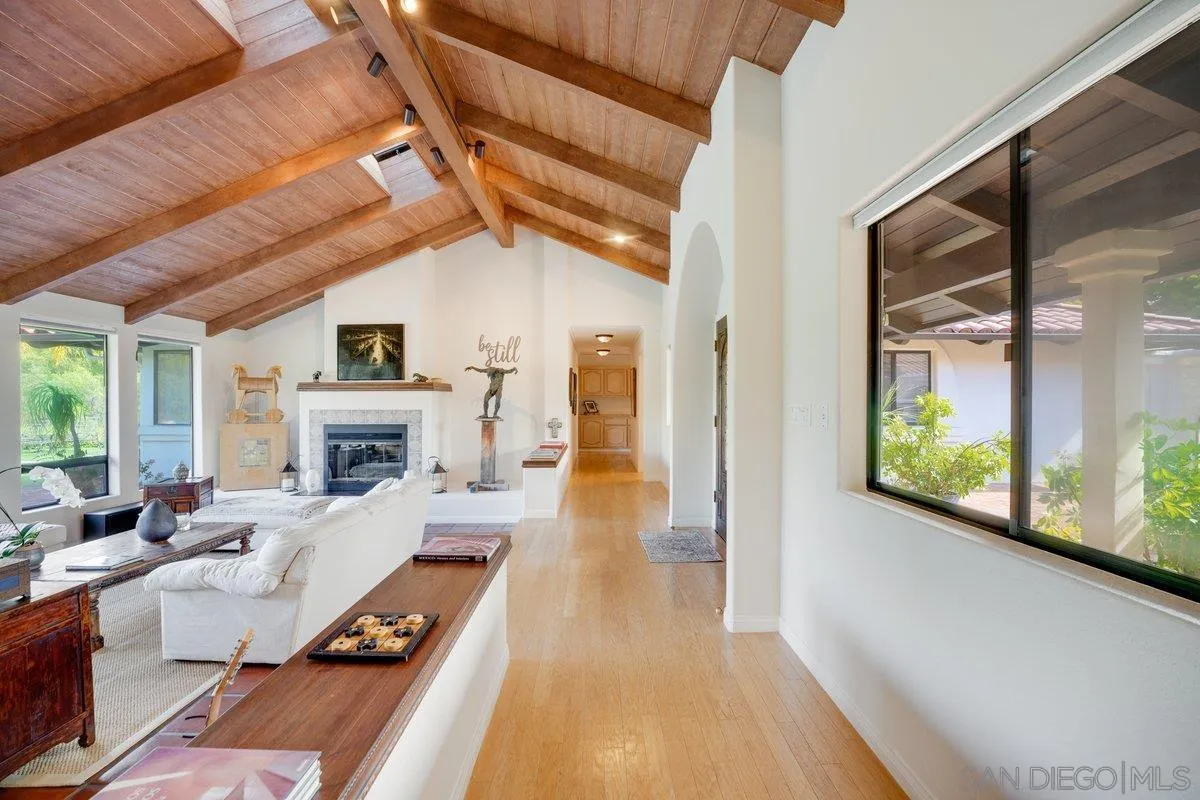 11 Country Glen Rd, Fallbrook